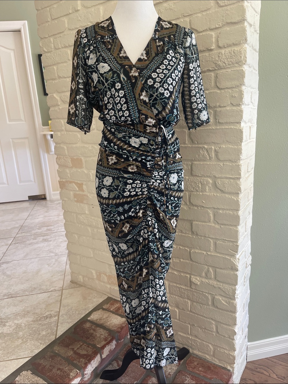 Veronica Beard Silk-Lined Floral Boho Wrap Maxi Dress Size 0